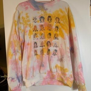 Moira Rose tie dye crew neck